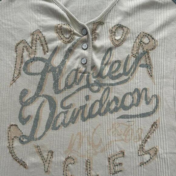 Harley Davidson Women's Short Sleeve Buttoned Raglan Shirt - Picture 2 of 4